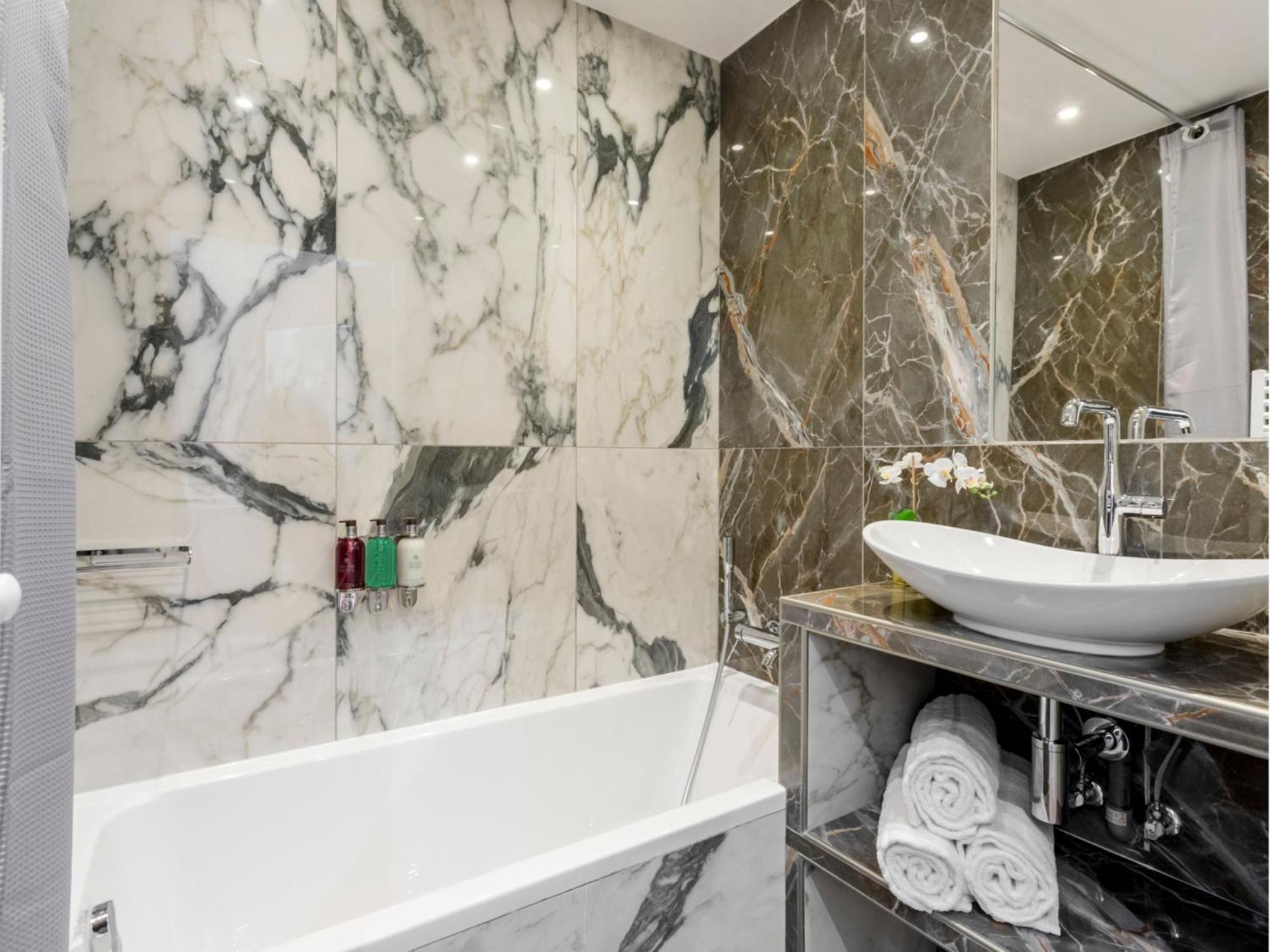 Apartment Merveil - Luxury - Marais - Antoine I Paris