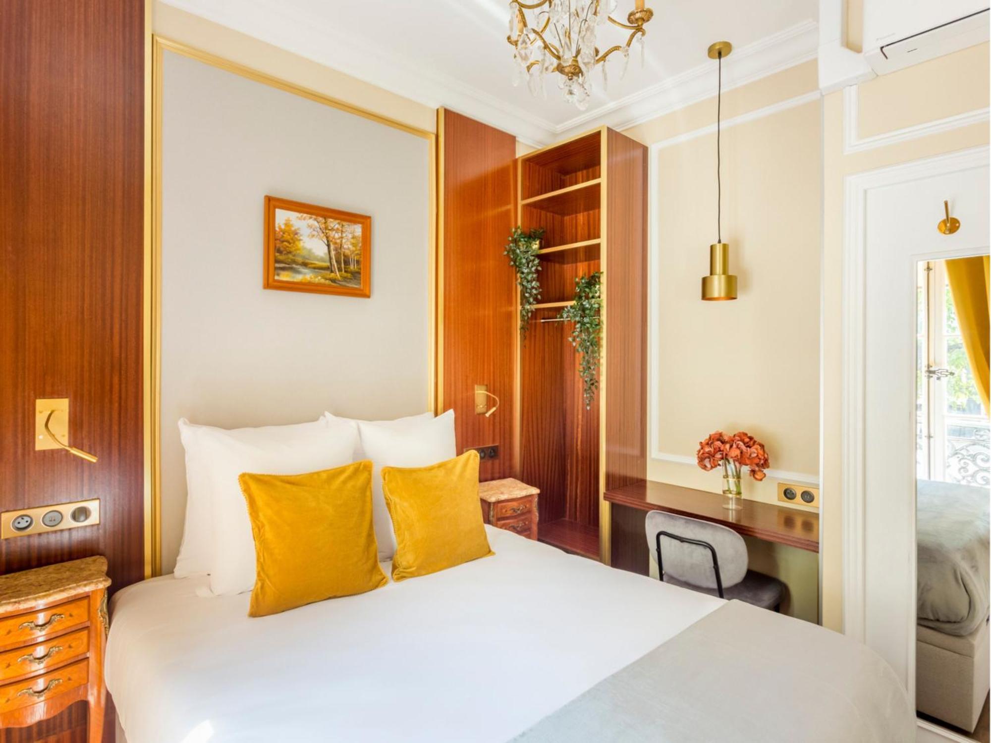 Luxury 4 Bedrooms 4 Bathrooms In Le Marais Paris